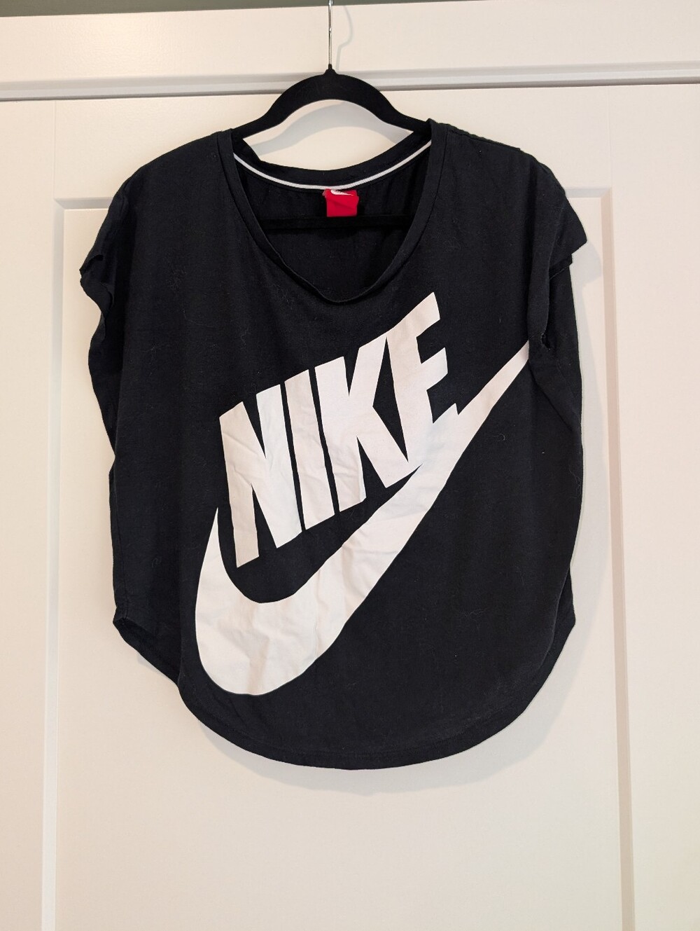 Nike Black and White Oversized Graphic Logo Tee